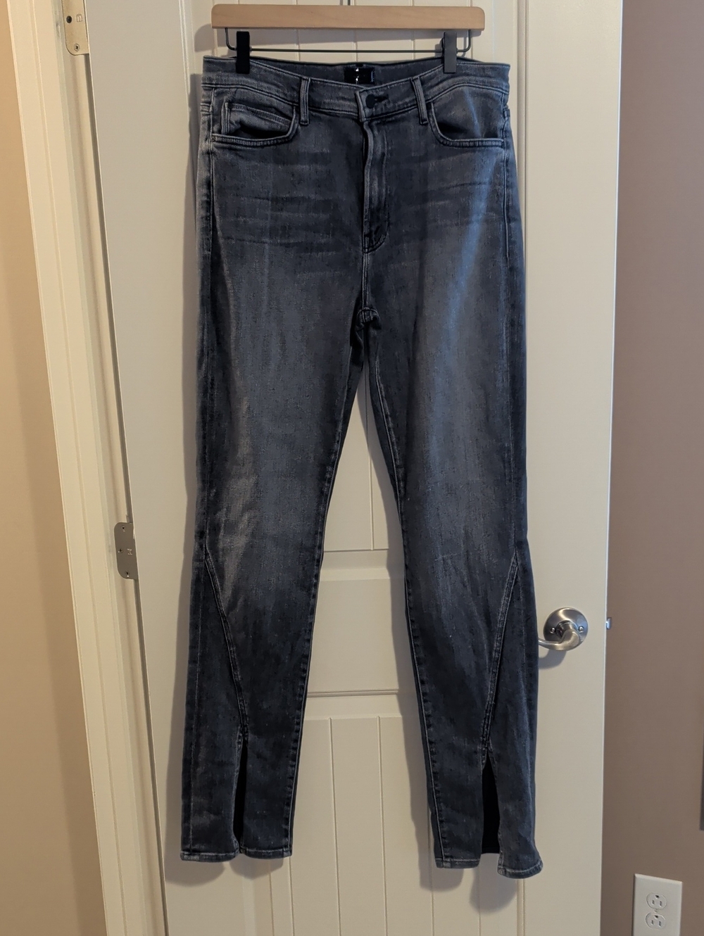 MOTHER Rascal Sliced Up Heel Jeans